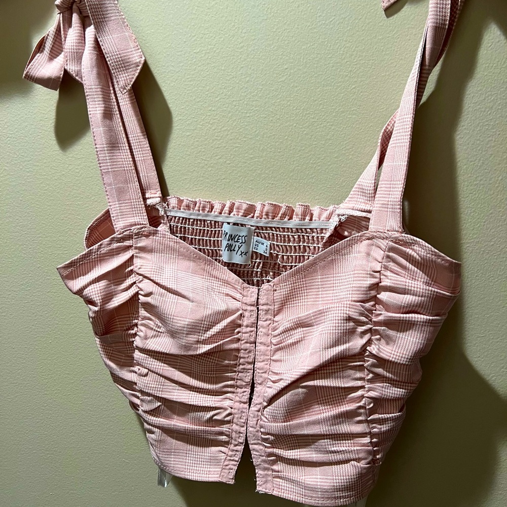 Princess Polly Crop-top